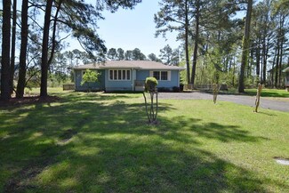 5310 Cedar Dr, Chincoteague Island, VA 23336