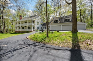 2457 Rocky Top Ln, Commerce Township, MI 48382
