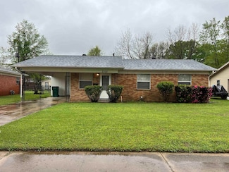 2706 Claremont Ave, Pine Bluff, AR 71601