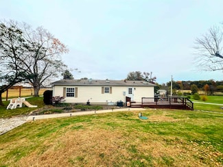 3582 Troy Rd, Washington, IN 47501