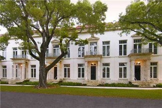 635 Almeria Ave Unit 10, Coral Gables, FL 33134