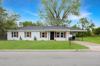 4202 W Redeagle Dr, Skiatook, OK 74070