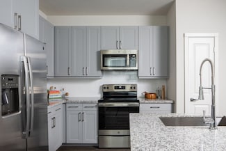 1148 Silber Rd Unit 2215, Houston, TX 77055