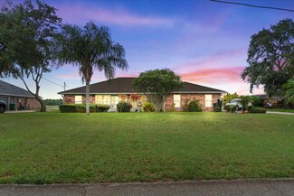 2610 Shiprock Ct, Deltona, FL 32738