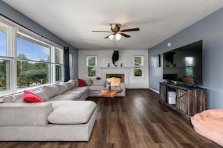 204 Burnley Dr, Staunton, VA 24401