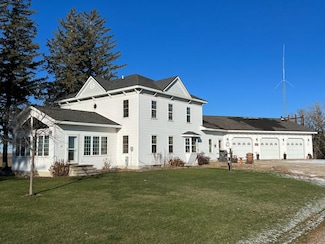 804 425th St, Joice, IA 50446