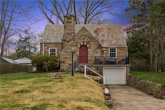 3230 Arapahoe Rd, Pittsburgh, PA 15241