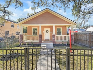1140 Ionia St, Jacksonville, FL 32206
