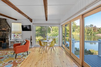 28 Lafayette St, Yarmouth, ME 04096