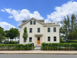 36 Broadway Ave, Rockport, MA 01966