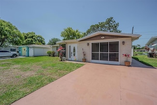 2051 Lyra Dr, Holiday, FL 34690
