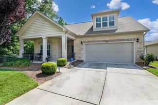 2228 Coltsview Ln, Matthews, NC 28105