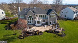 7 Pebble Beach Ct, Skillman, NJ 08558