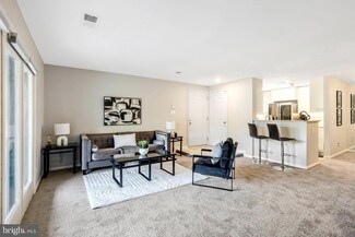 7507 Ashby Ln Unit H, Alexandria, VA 22315