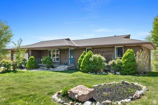 9968 S Blossom Dr, Sandy, UT 84092