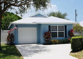 119 SE 7th St, Delray Beach, FL 33483