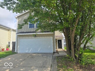 10886 Glenayr Dr, Camby, IN 46113