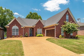 1169 Lake View Dr, Hernando, MS 38632