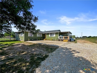 9858 E Us Highway 190, Rogers, TX 76569