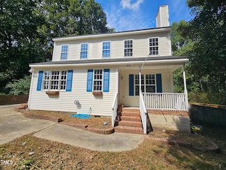 153 Troy Dr, Fuquay Varina, NC 27526