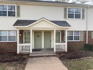1567 Swallow Dr Unit 1567, Saint Louis, MO 63144