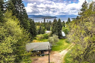 184 Riser Creek Rd, Hope, ID 83836