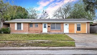4033 Key Dr W, Corpus Christi, TX 78411