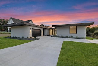 10 Peace Pipe, Wimberley, TX 78676