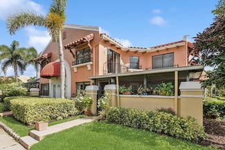24 Uno Lago Dr, North Palm Beach, FL 33408