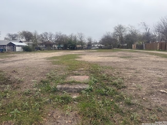 918 S Cherry St, San Antonio, TX 78210
