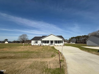 57 Faucette Dr, Selma, NC 27576