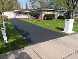 417 N Orchard Dr, Park Forest, IL 60466