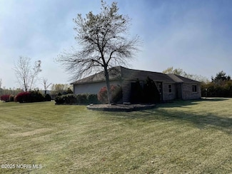 20240 W Portage River South Rd, Woodville, OH 43469