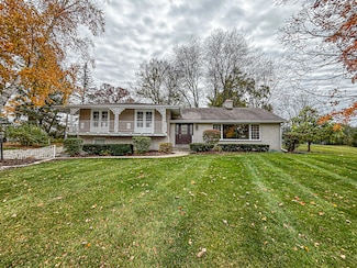 18205 Redvere Dr, Brookfield, WI 53045