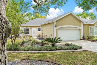 6152 Topsail Rd, Lady Lake, FL 32159