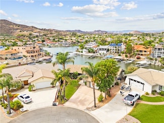 30199 Windward Dr, Canyon Lake, CA 92587