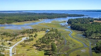 220 Settlement Ln, Newport, NC 28570