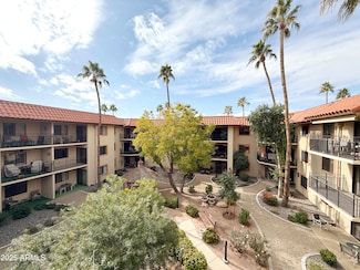 10330 W Thunderbird Blvd Unit A304, Sun City, AZ 85351