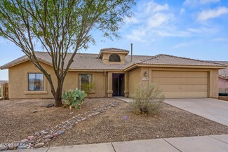 7990 S New Abbey Dr, Tucson, AZ 85747