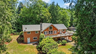 12170 Viewcrest Place NE, Bainbridge Island, WA 98110