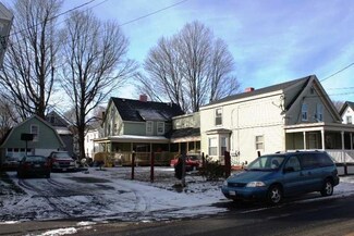 60 Summer St, Auburn, ME 04210