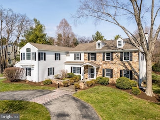 72 Sugar Maple Dr, Newtown Square, PA 19073