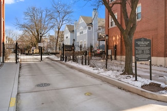 2803 N Wolcott Ave Unit G, Chicago, IL 60657