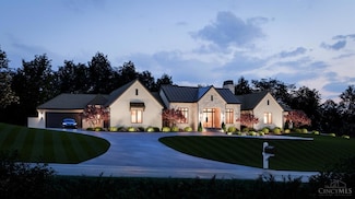 5880 Crabtree Ln, Indian Hill, OH 45243