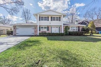 24 S Country Squire Rd, Palos Heights, IL 60463