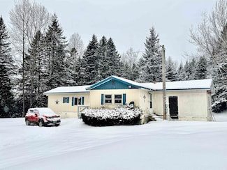23 E Colebrook Rd, Colebrook, NH 03576
