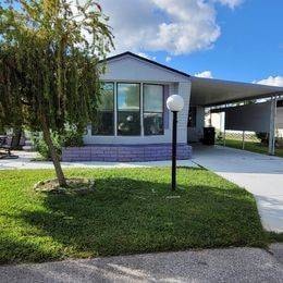 5628 Wind Chime Way, Bradenton, FL 34203