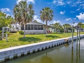 30 Janet Dr, Crawfordville, FL 32327