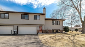 8718 N Maplebrook Cir, Brooklyn Park, MN 55445