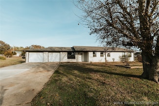 2022 Reeves Rd, Pawnee, OK 74058